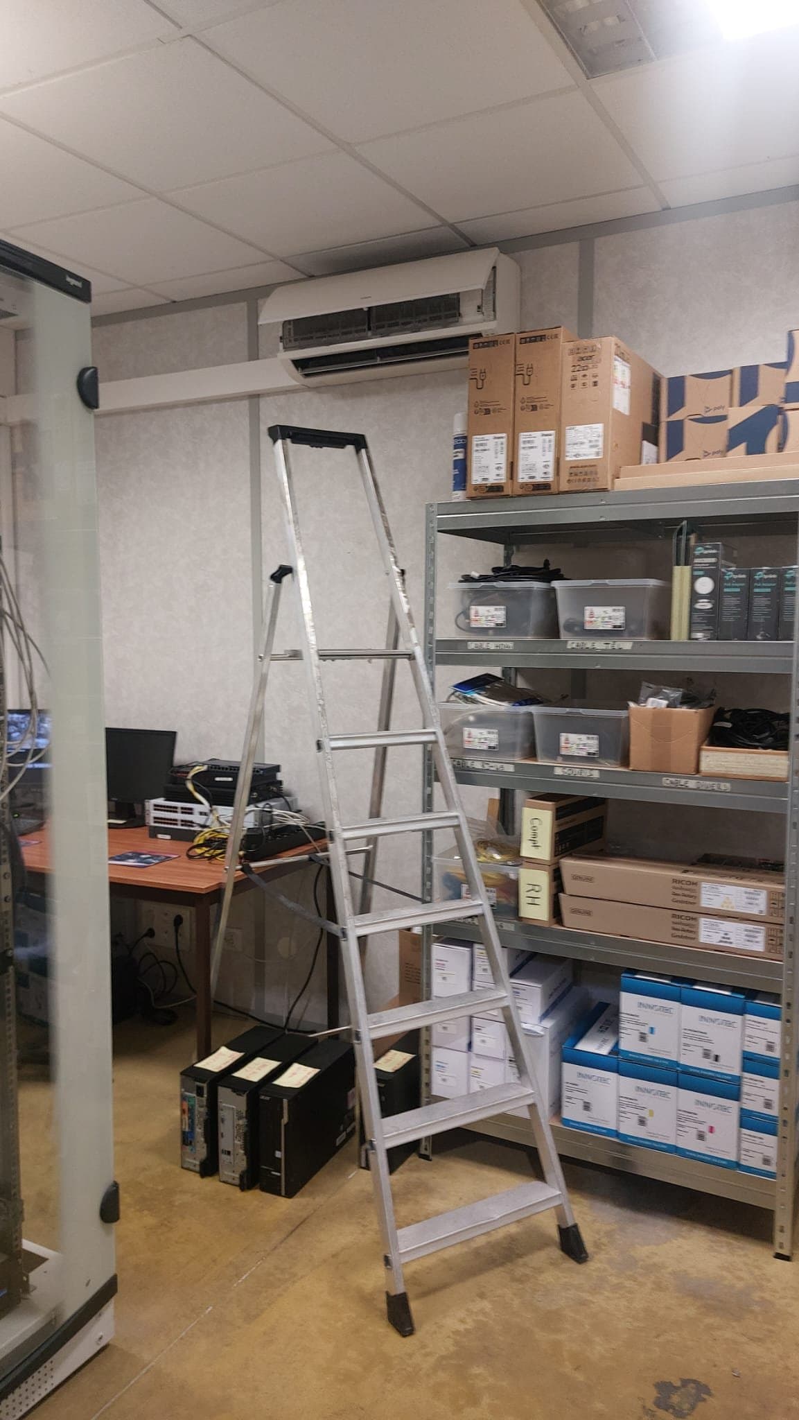 Nettoyage professionnel de climatisation dans villa — RFT Montpellier Hérault